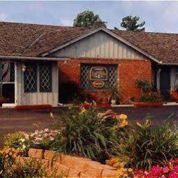 Carlin Villa Motel Carlinville Exterior foto
